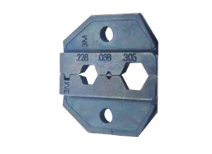 Replacement DIE for HT Tools with Hex:"
.228"/.068"/3.05"
HT-3M