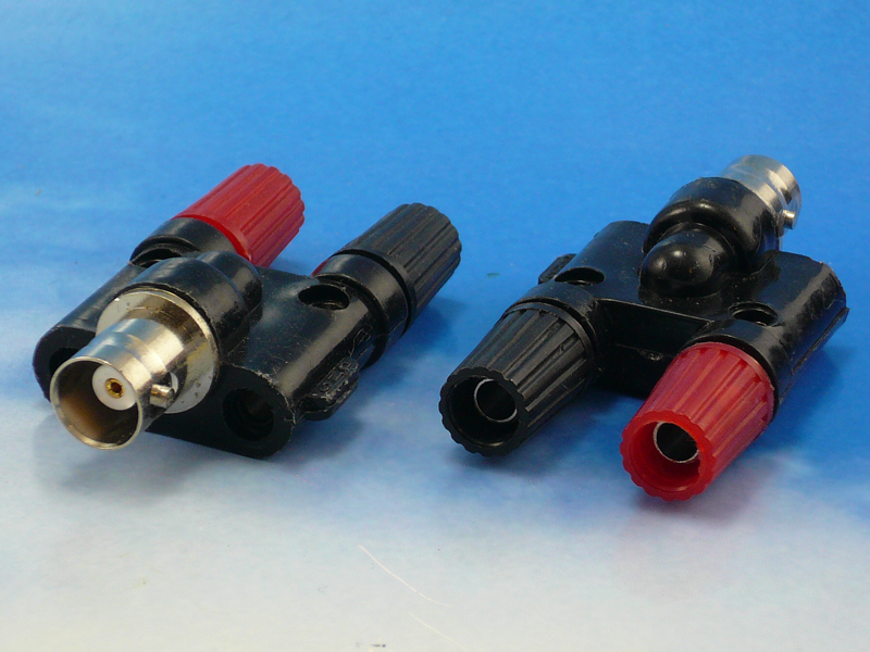 BNC female / Banana female adaptor