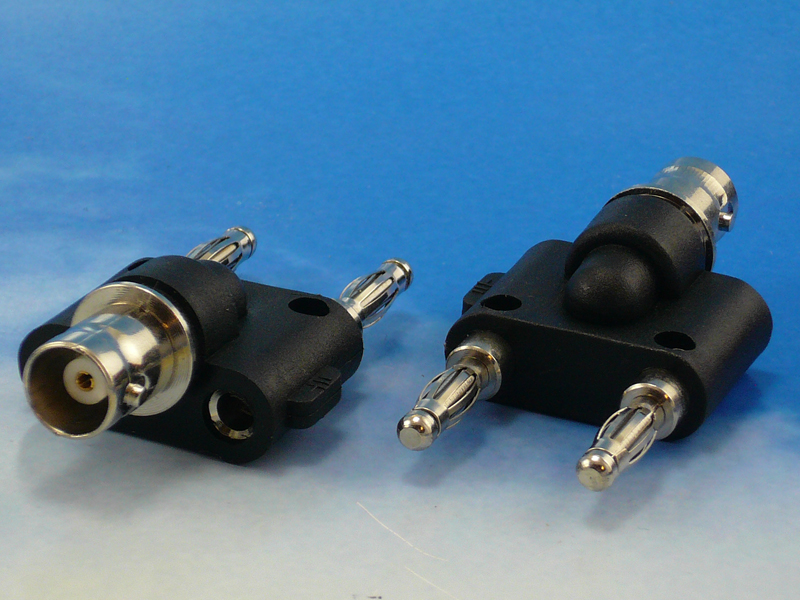 BNC female / Banana male adaptor