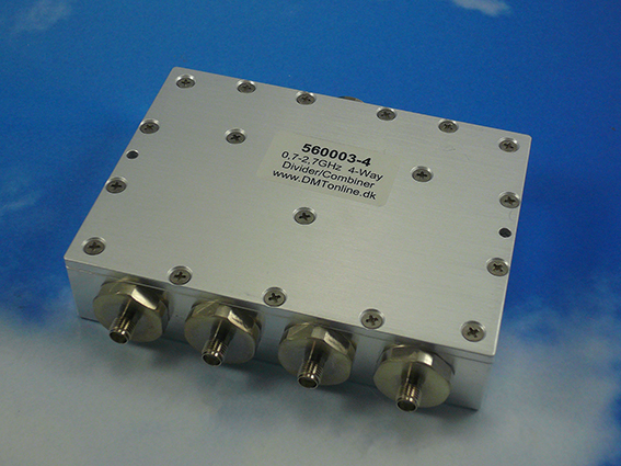 4-Way Power Divider, Combiner 0,7-2,7GHz
40 Watt, IP67 med SMA female  50ohm