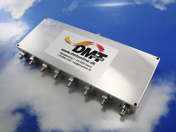 8-Way Power Divider, Combiner 0,7-2,7GHz
40 Watt, IP67 med SMA female  50ohm