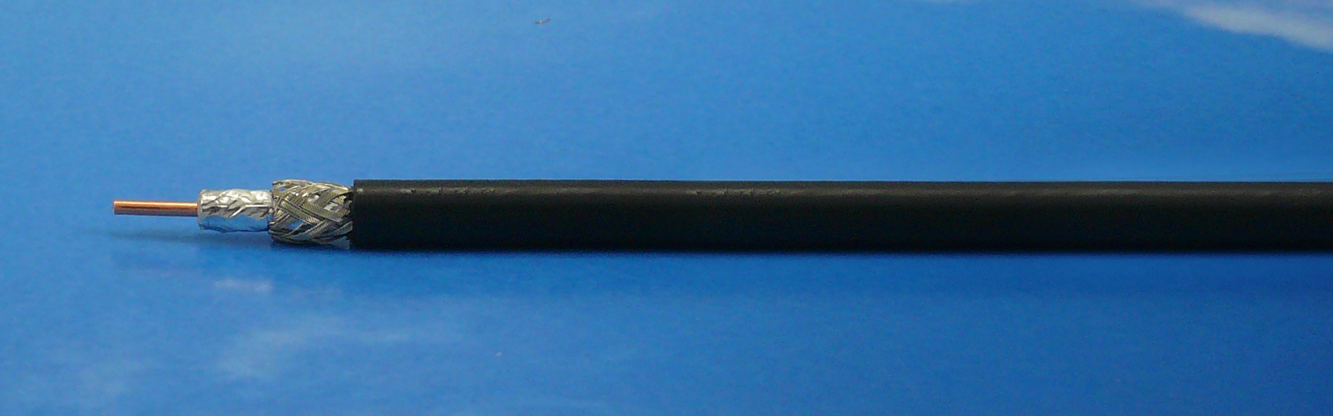 FF240 Low Loss coax Black 200m
FEEDFLEX