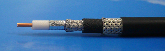 FF400LSFROH  Low Loss  FEEDFLEX
with armor 13,5mm Black