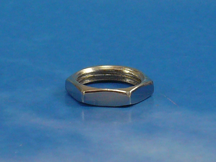 Møtrik for F connector