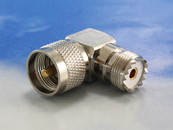 UHF Male/Female R/A adaptor