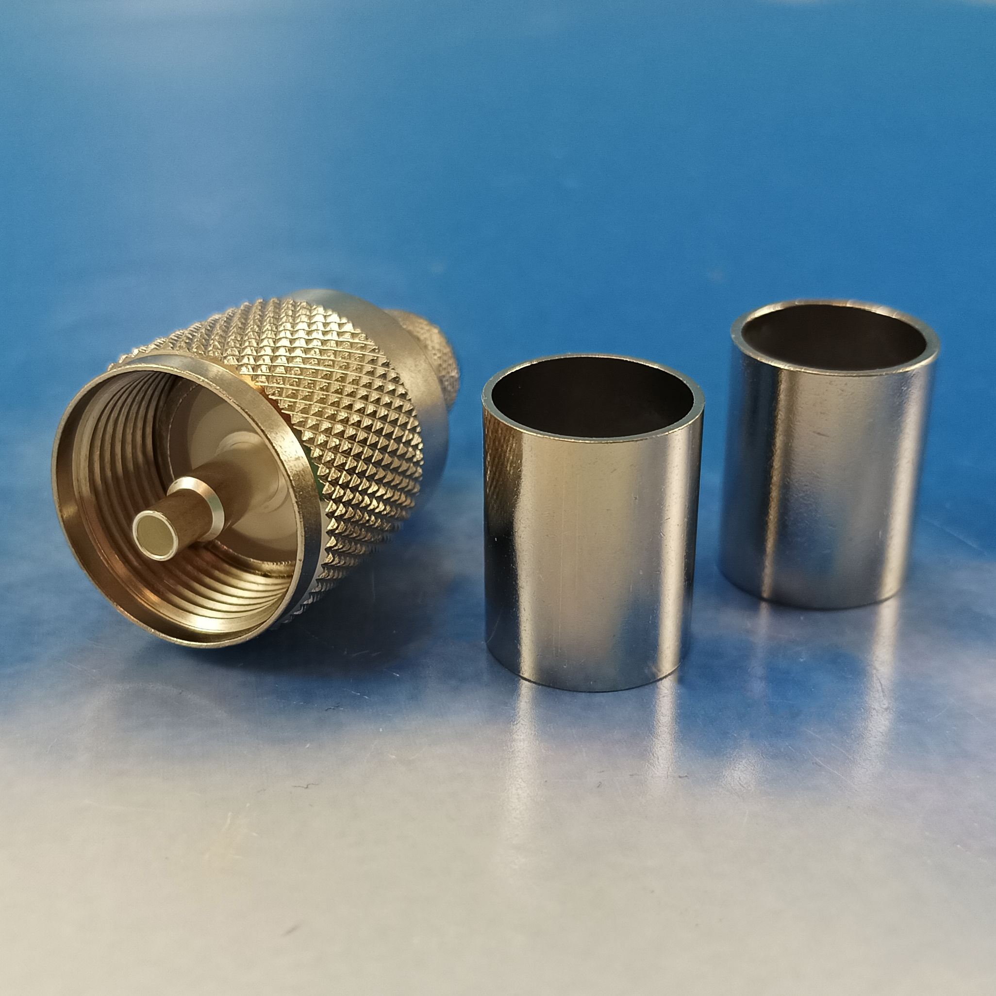 UHF Male crimp RG213 / RG214
Packed with 2 ferrules