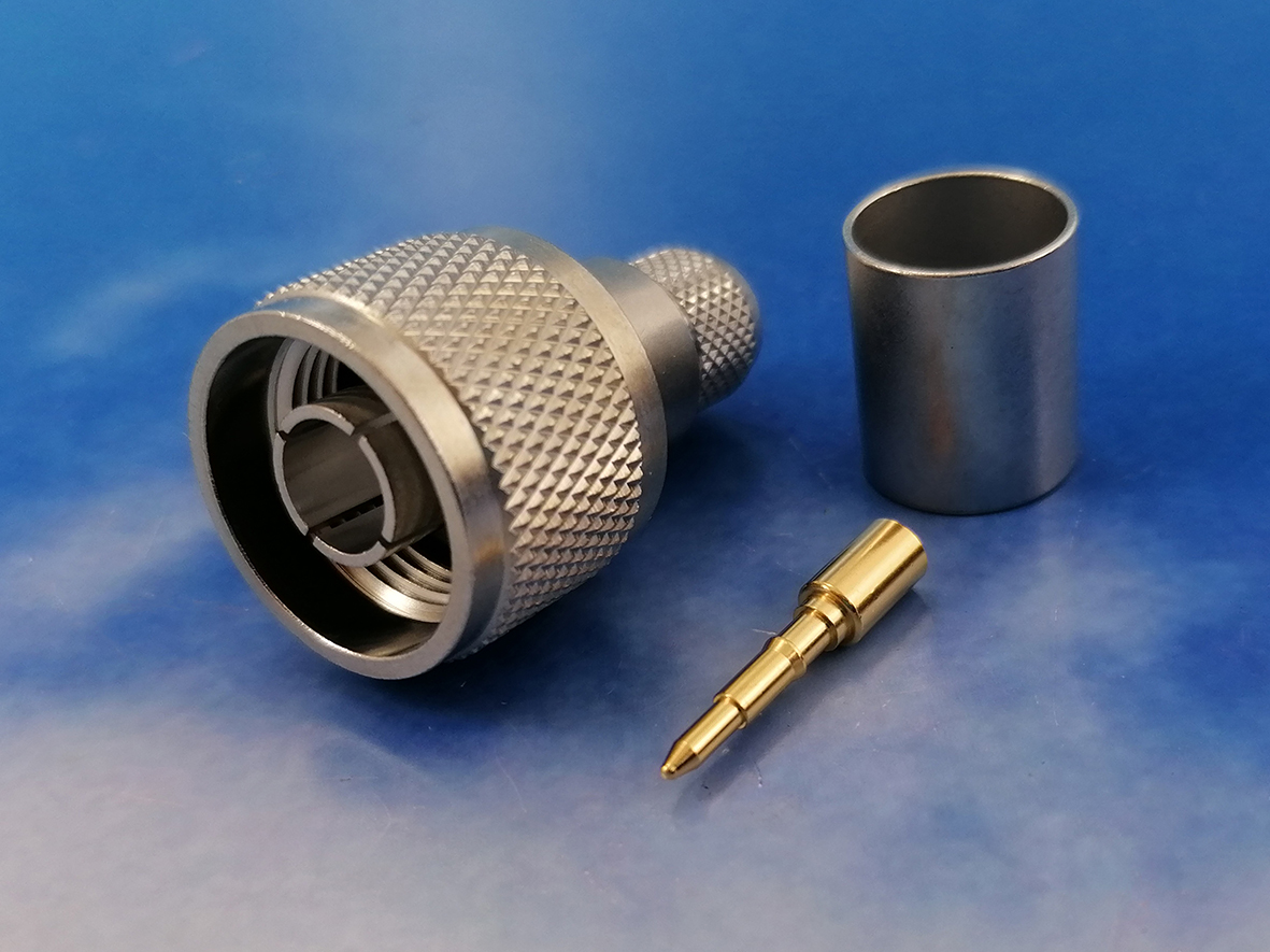 N Male crimp LMR400
Jyebao N3100B-L400