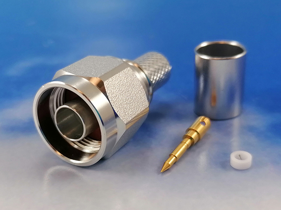 N male crimp for LMR400
solder center pin
Times Microwave SC-400-NMH-X