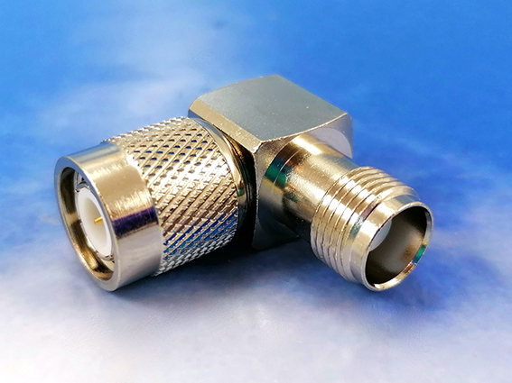 TNC R/A female/male adaptor