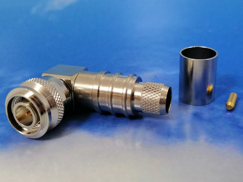 TNC male R/A crimp for RG214