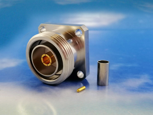 7/16" female panel crimp for RG400
Jyebao 7/16-8146A-0142