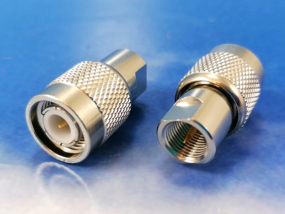 TNC male / FME male adaptor