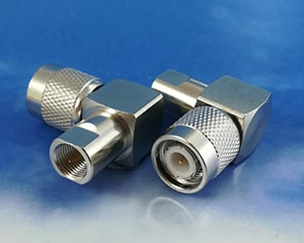 TNC male / FME male R/A adaptor