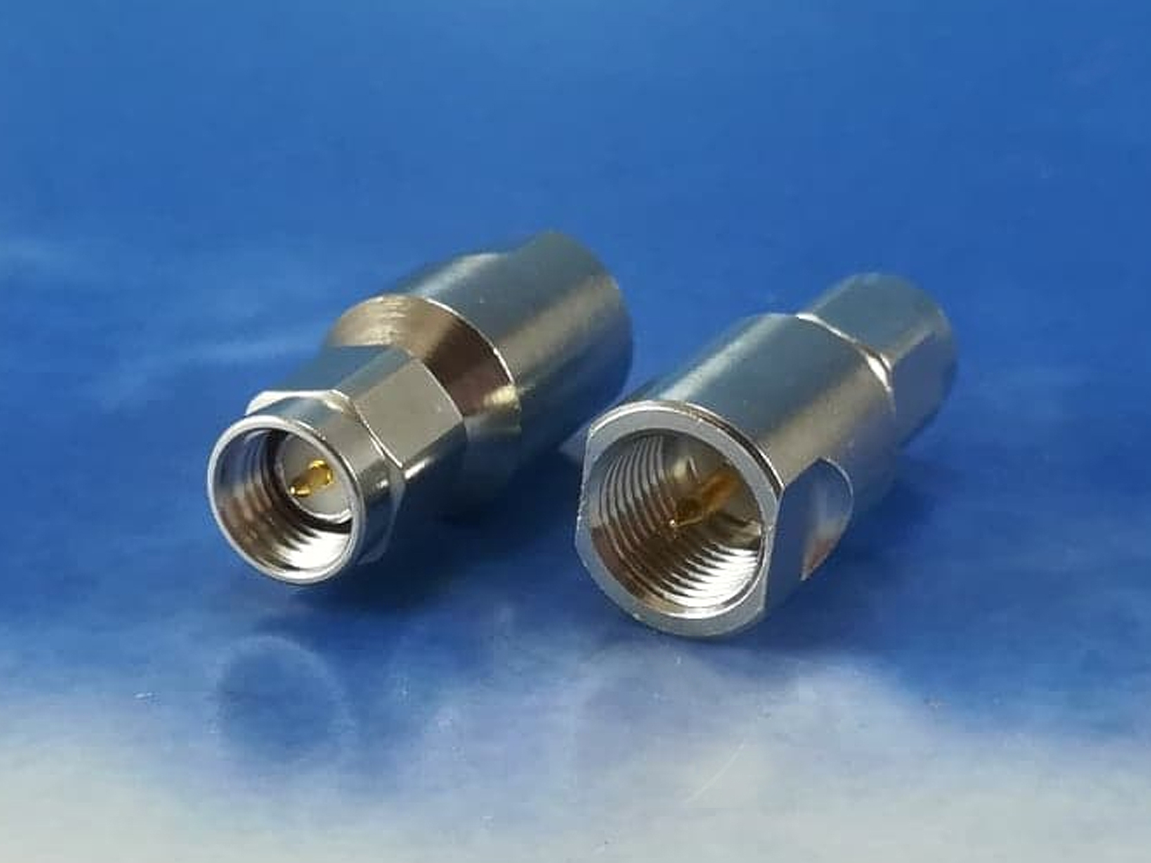 SMA male / FME male adaptor