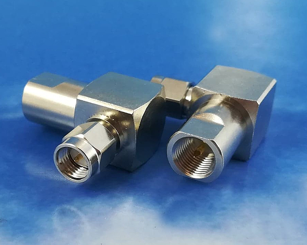 SMA male / FME male R/A adaptor