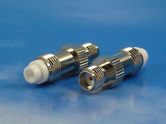 SMA female / FME female adaptor