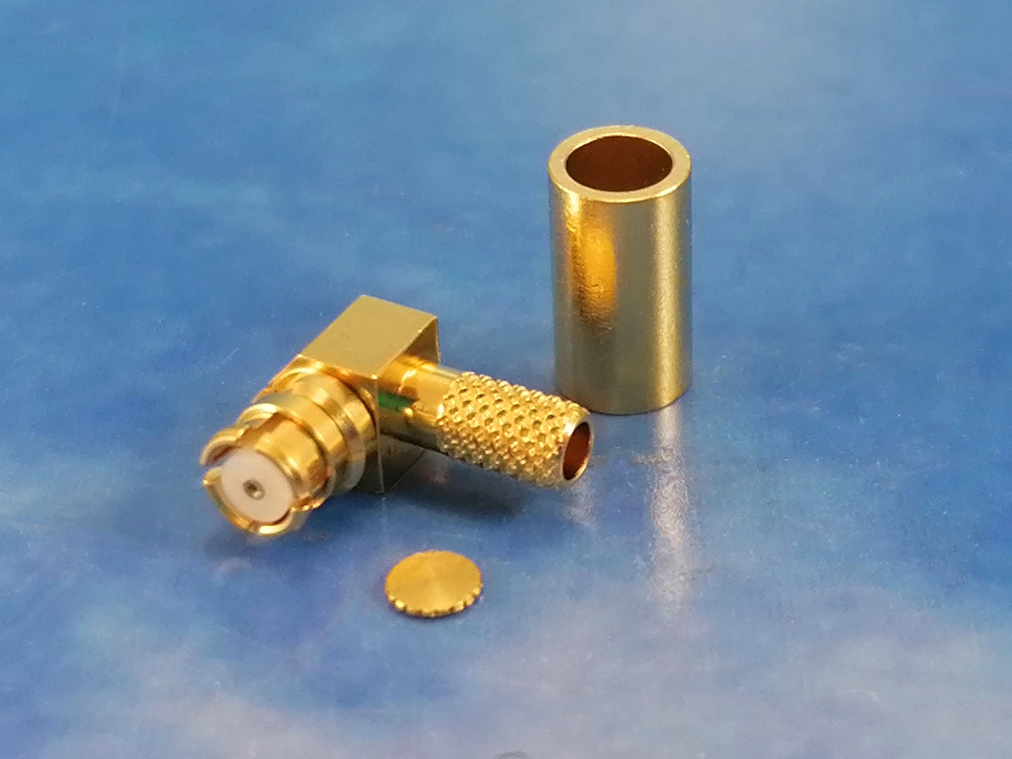 SMP female R/A crimp for RG316
Jyebao  SMP8100-9316