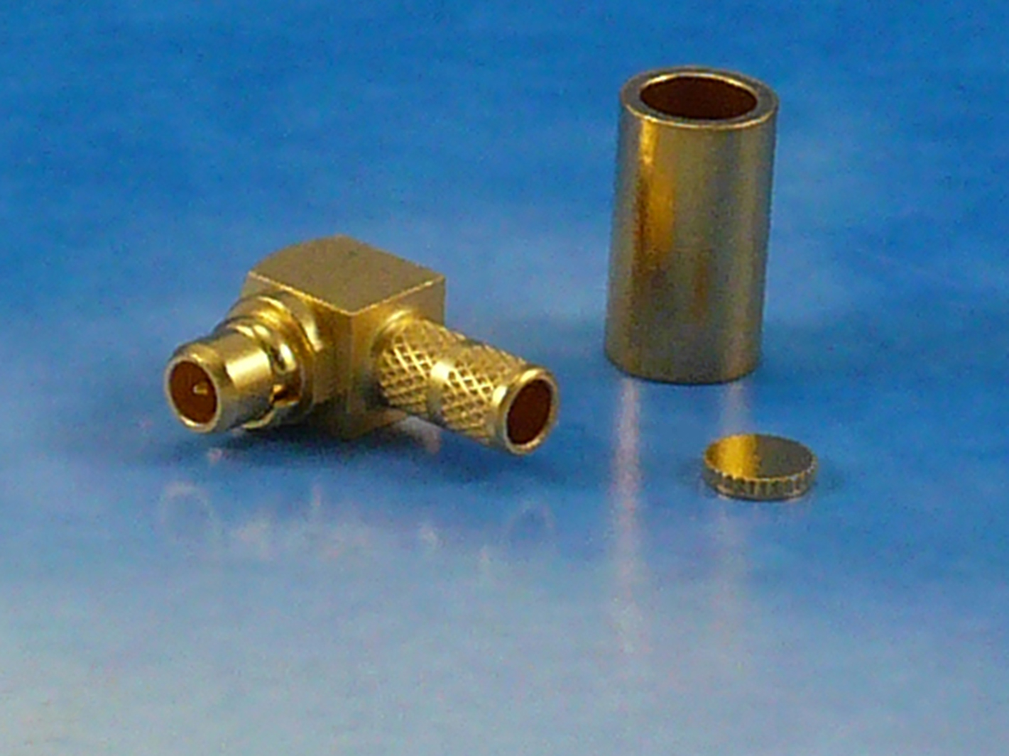 MMCX male R/A crimp for RG316