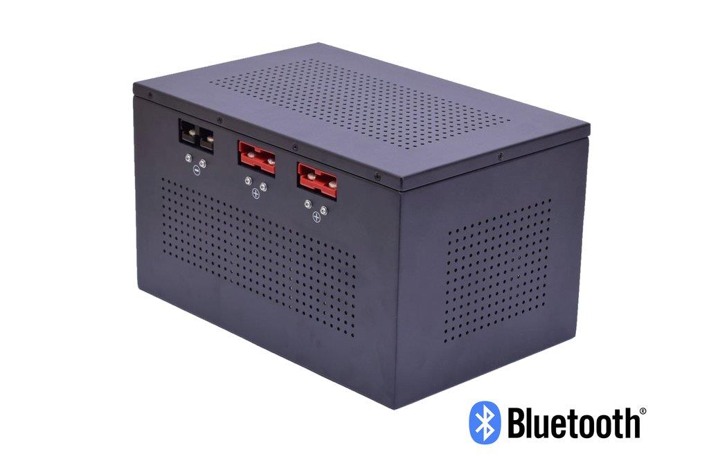 12V 100Ah LiFePO4 incl. bluetooth
Metal cabinet Lithium Battery 12V 100Ah
Unique  battery Metal case