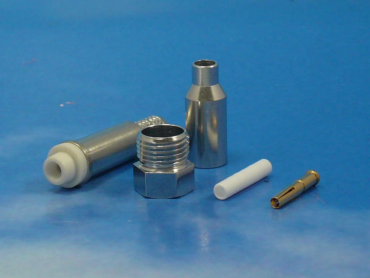 FME female crimp for RG174 Procom