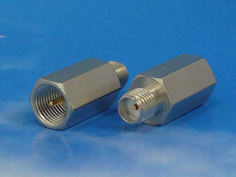 FME male/SMA female adaptor Procom