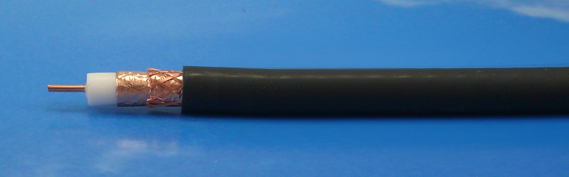 N71Cu 1,63/7,1/9,8  75ohm  0-99m
Sort