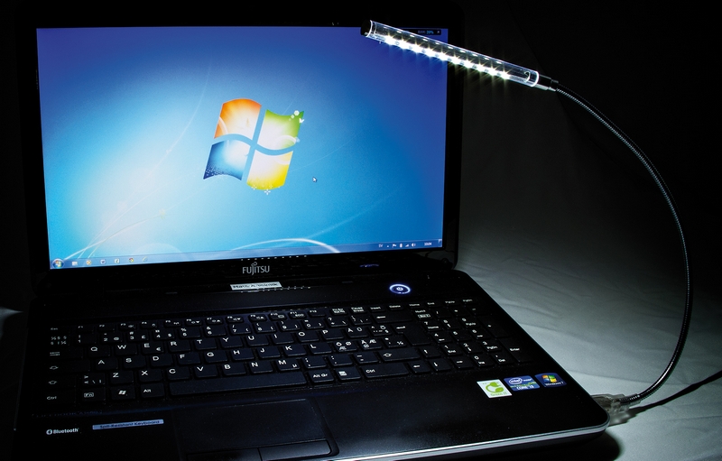 LED, USB-Lampa af LED-typ. Flex-arm
med 10 dioder.