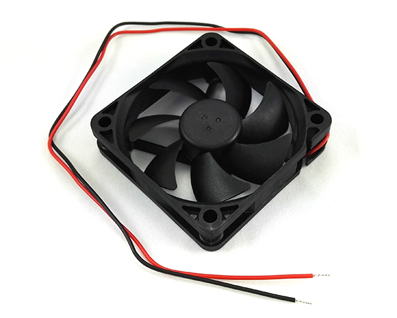 Blæser for Motorola 6-pl.lader
Meget støjsvag